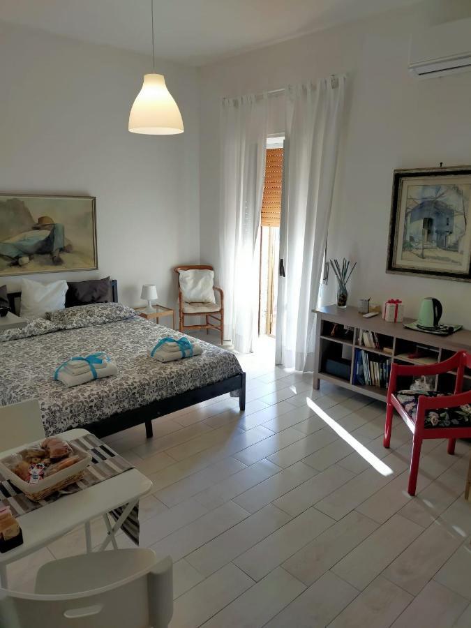 New Flat In The Heart Of Pozzuoli Lejlighed Eksteriør billede